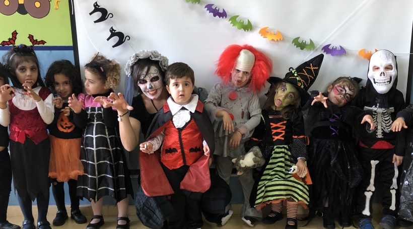 Alumnos celebrando Halloween en nuestro colegio bilingüe en Granada